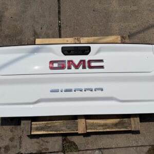 2020-2026 GMC 2500/3500 Abalone White Tailgate