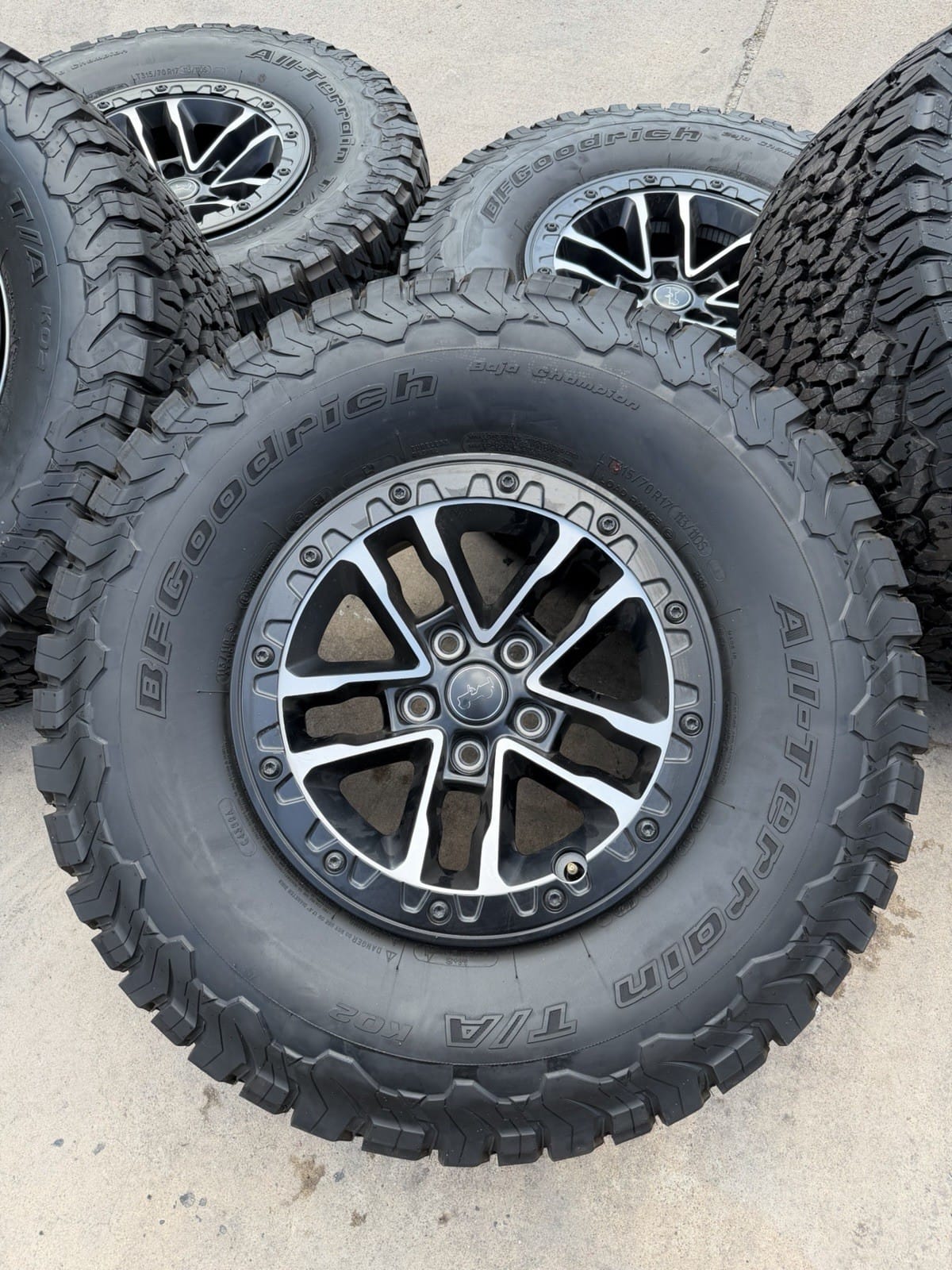 Jeep Wrangler/Gladiator 17" Rubicon 392 Final Edition OEM wheel and tire package