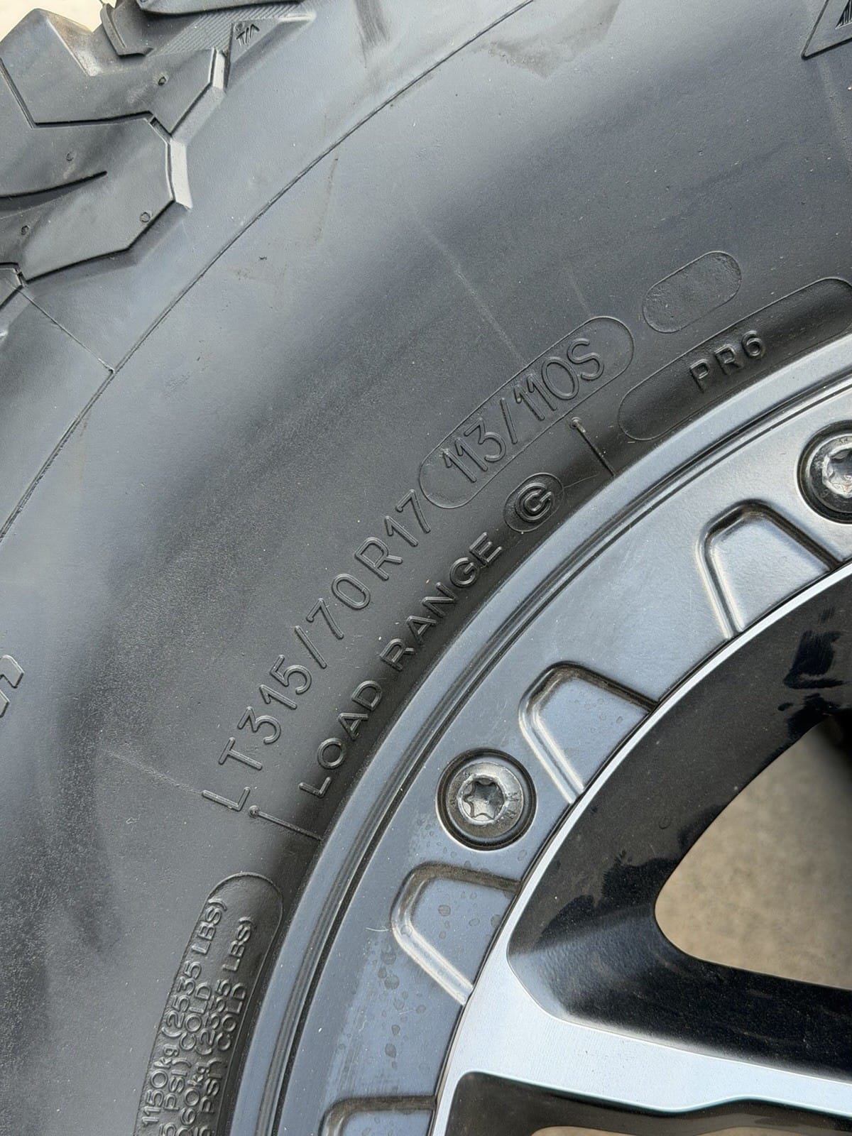 BFGoodrich LT315/70R17 tires on Jeep Wrangler/Gladiator wheels