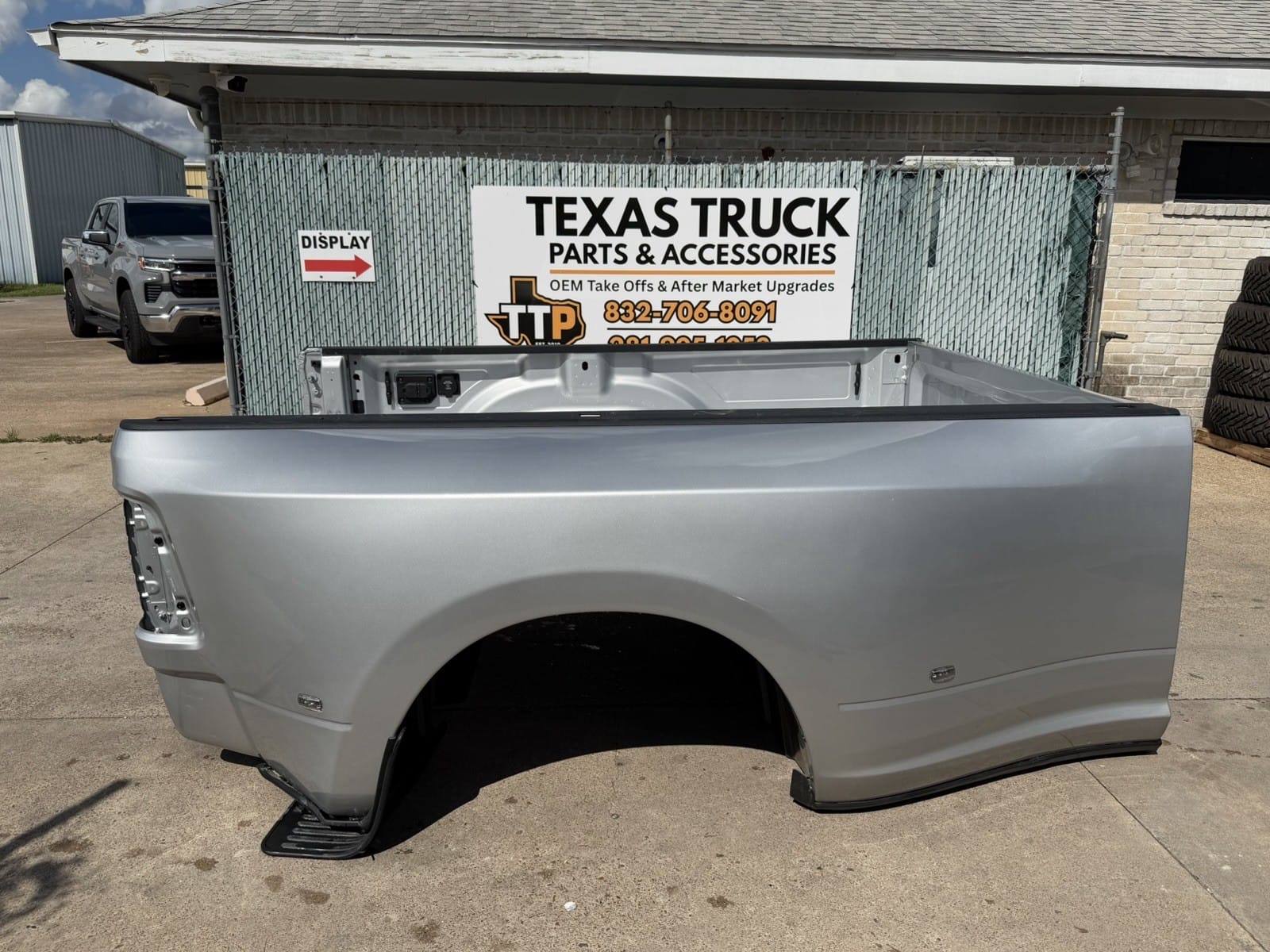 2019-2026 Ram 3500 Truck Bed — OEM take-off