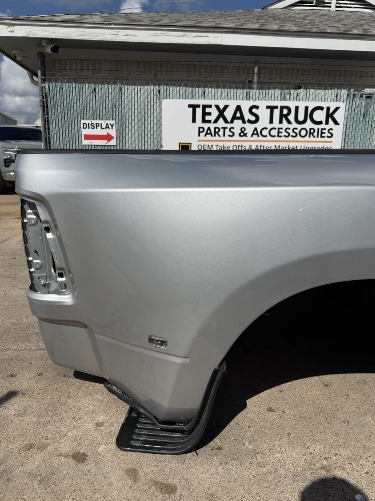 2019-2026 Ram 3500 Truck Bed — OEM take-off