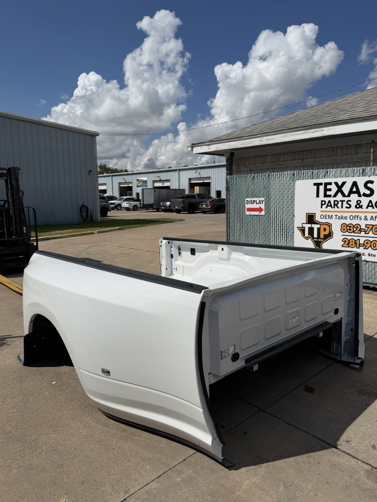 2019-2026 Ram 3500 Truck Bed — OEM take-off