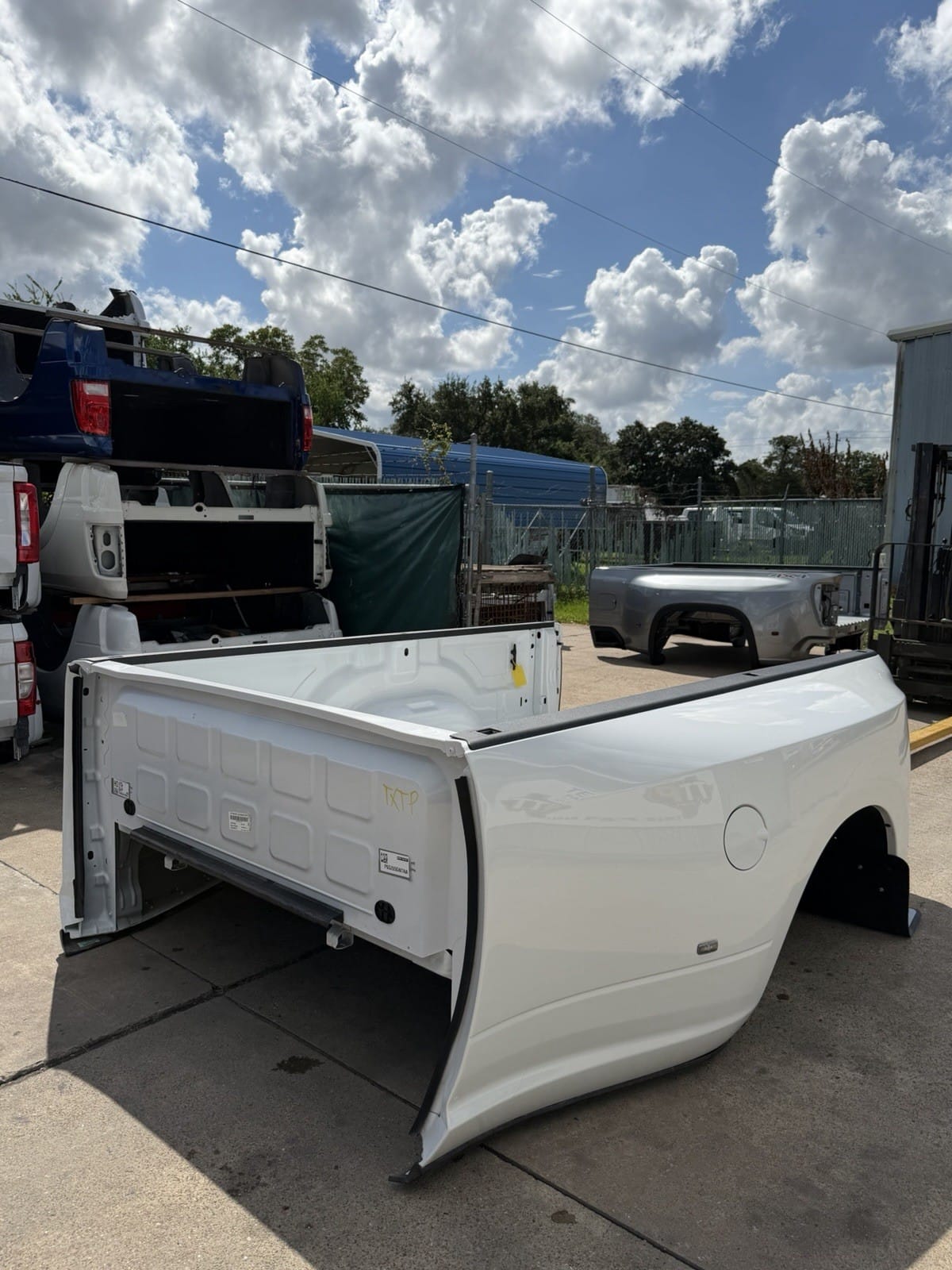 2019-2026 Ram 3500 Bright White Truck Bed