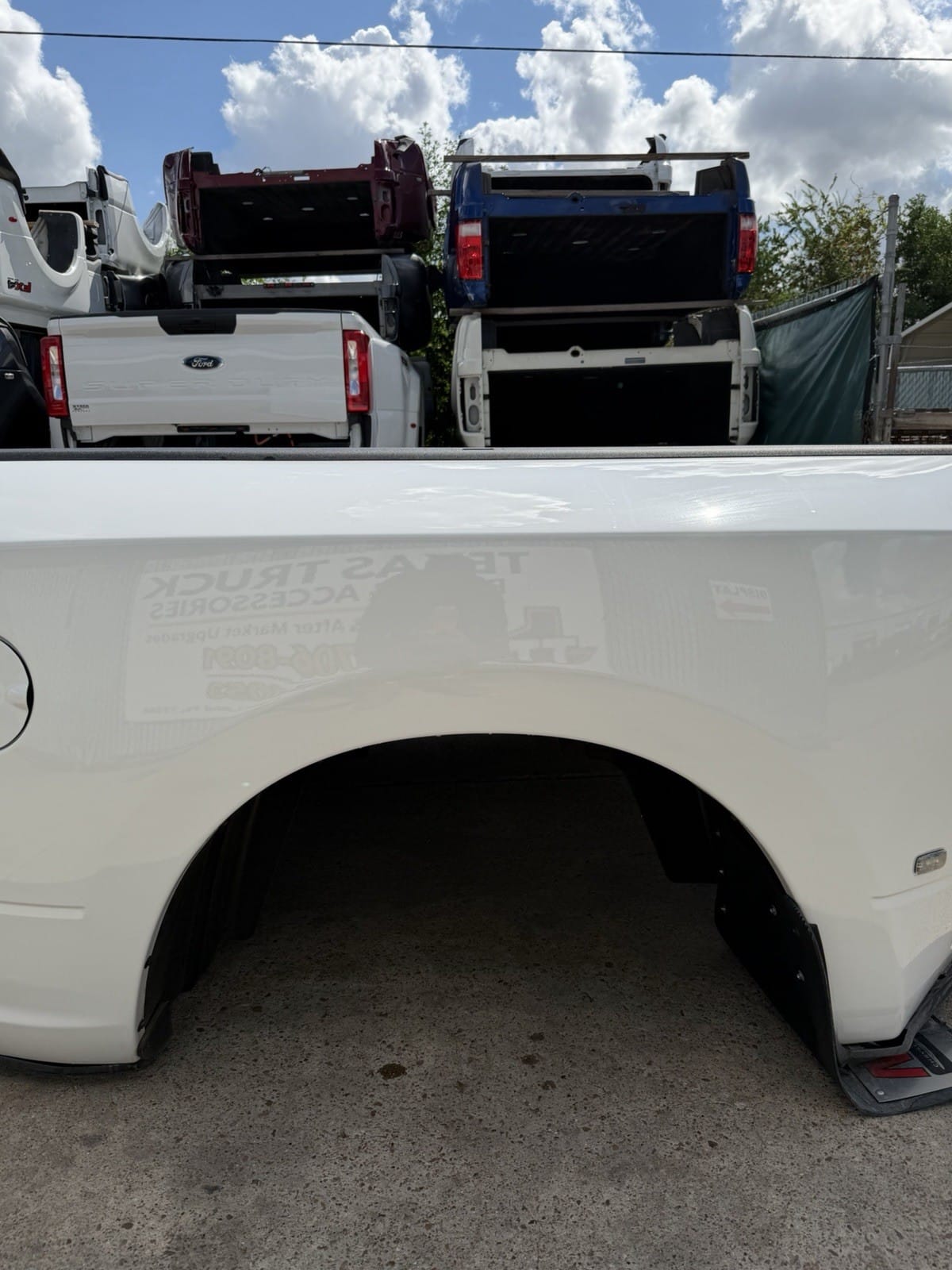 Bright White Ram 3500 Truck Bed