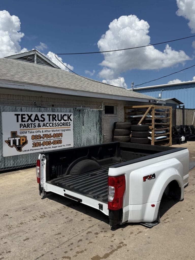 2017-2022 Ford F350/F450 Oxford White Truck Bed