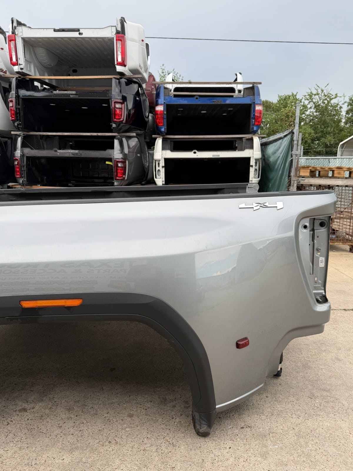 GMC 3500 Truck Bed