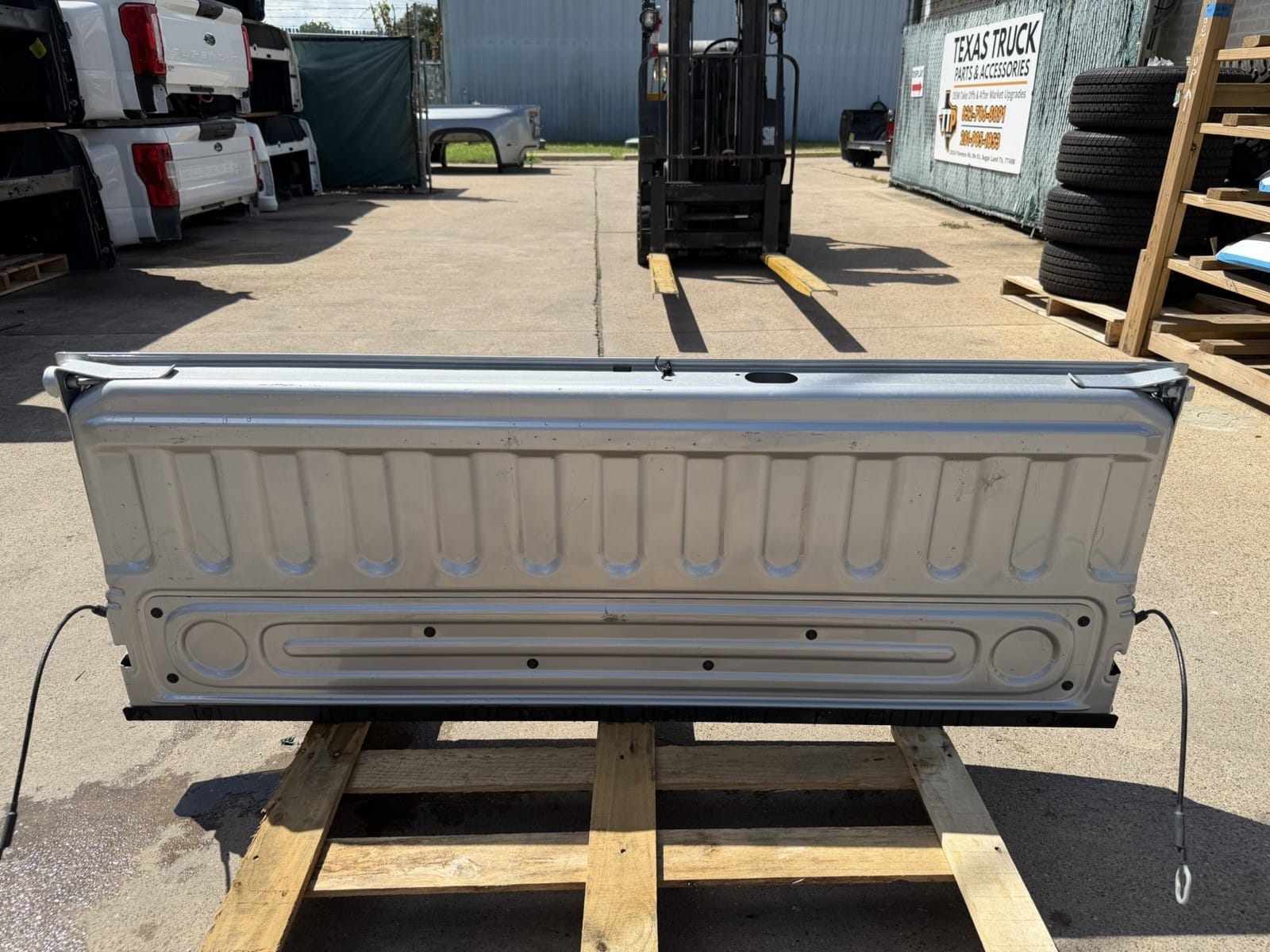 2019-2026 Ram 2500/3500 Silver Tailgate