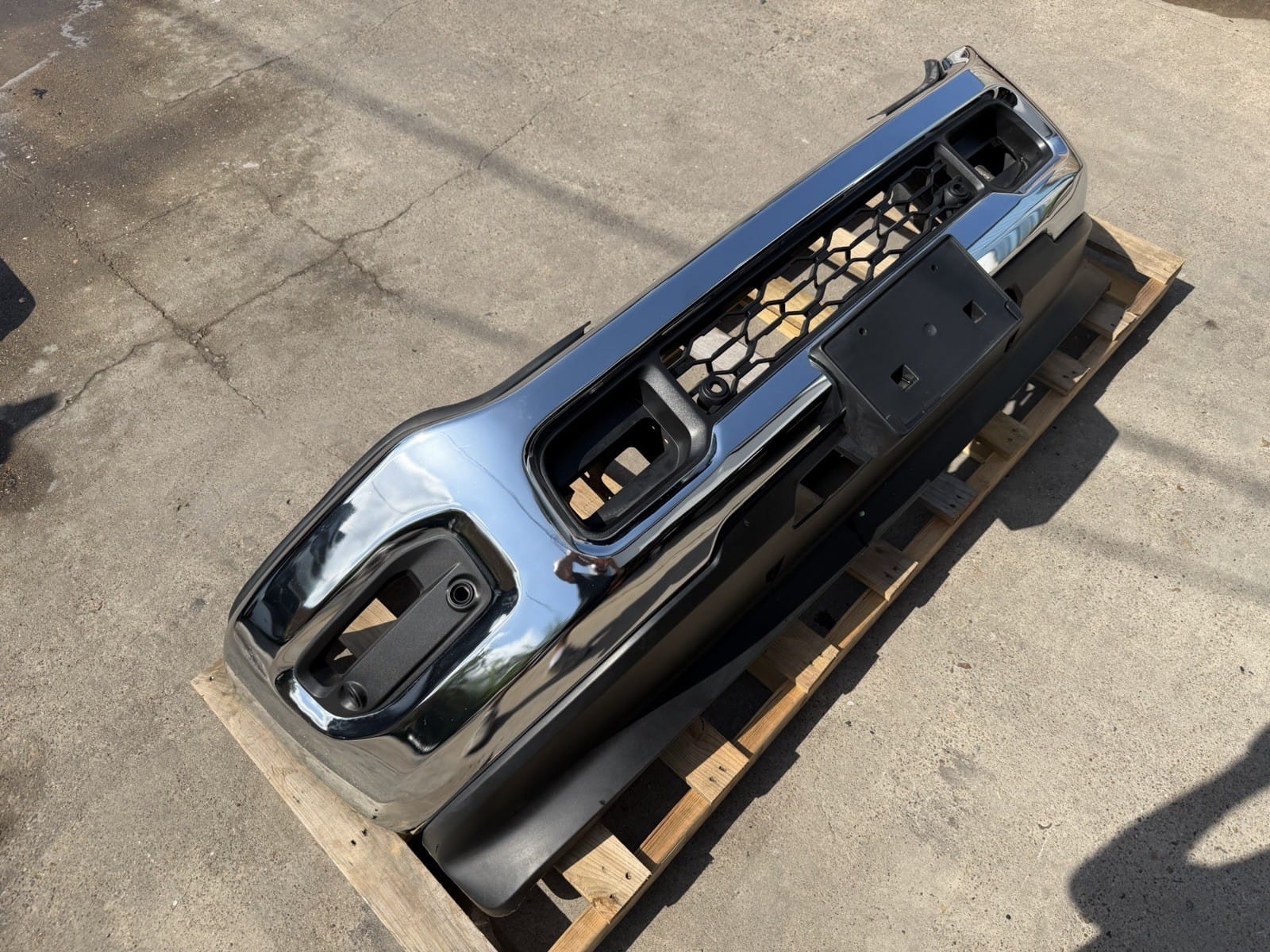 Ram 2500/3500 Front Bumper