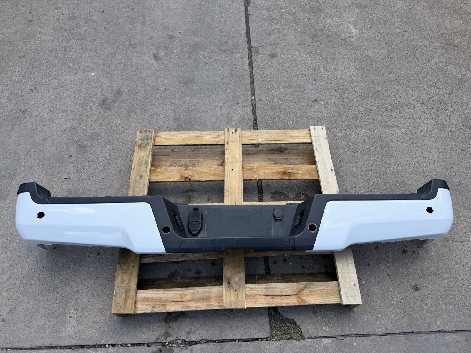 2017-2022 Ford F250/F350 Oxford White Rear Bumper