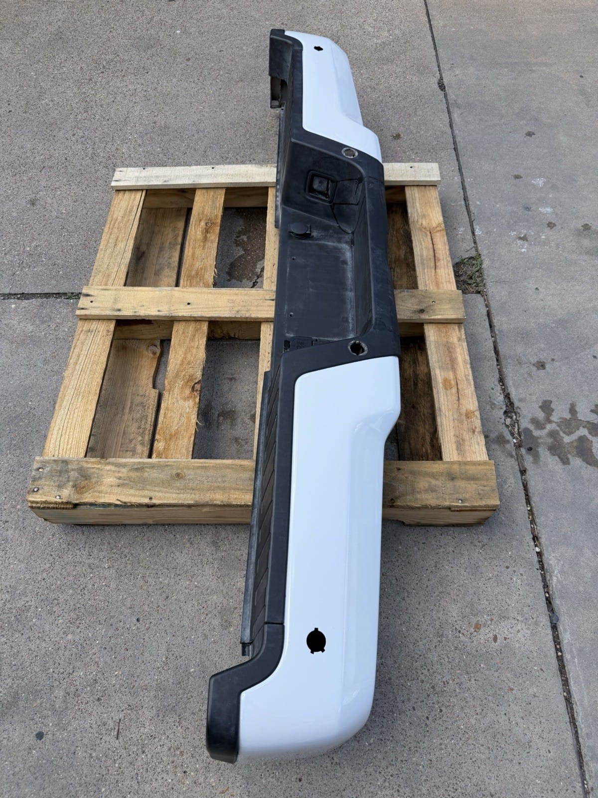 2017-2022 Ford F250/F350 Rear Bumper — OEM take-off