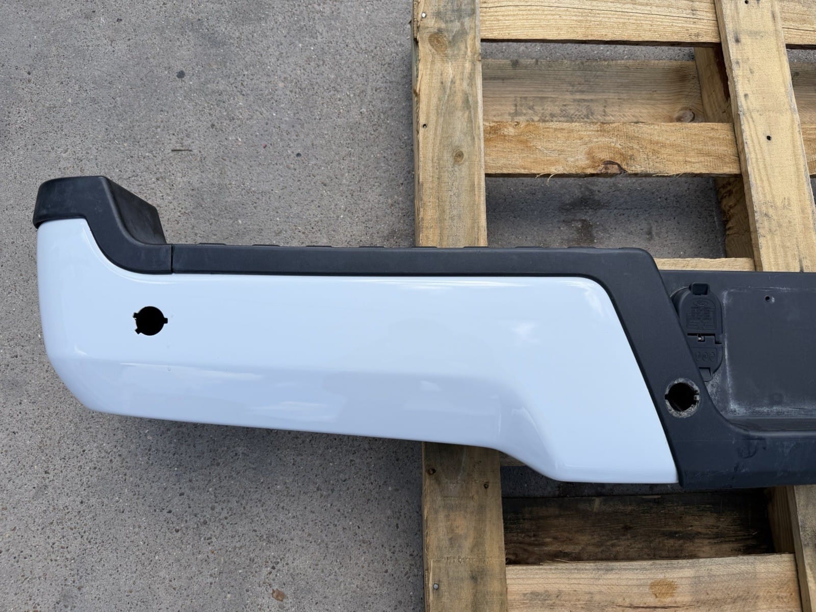 2017-2022 Ford F250/F350 Oxford White Rear Bumper