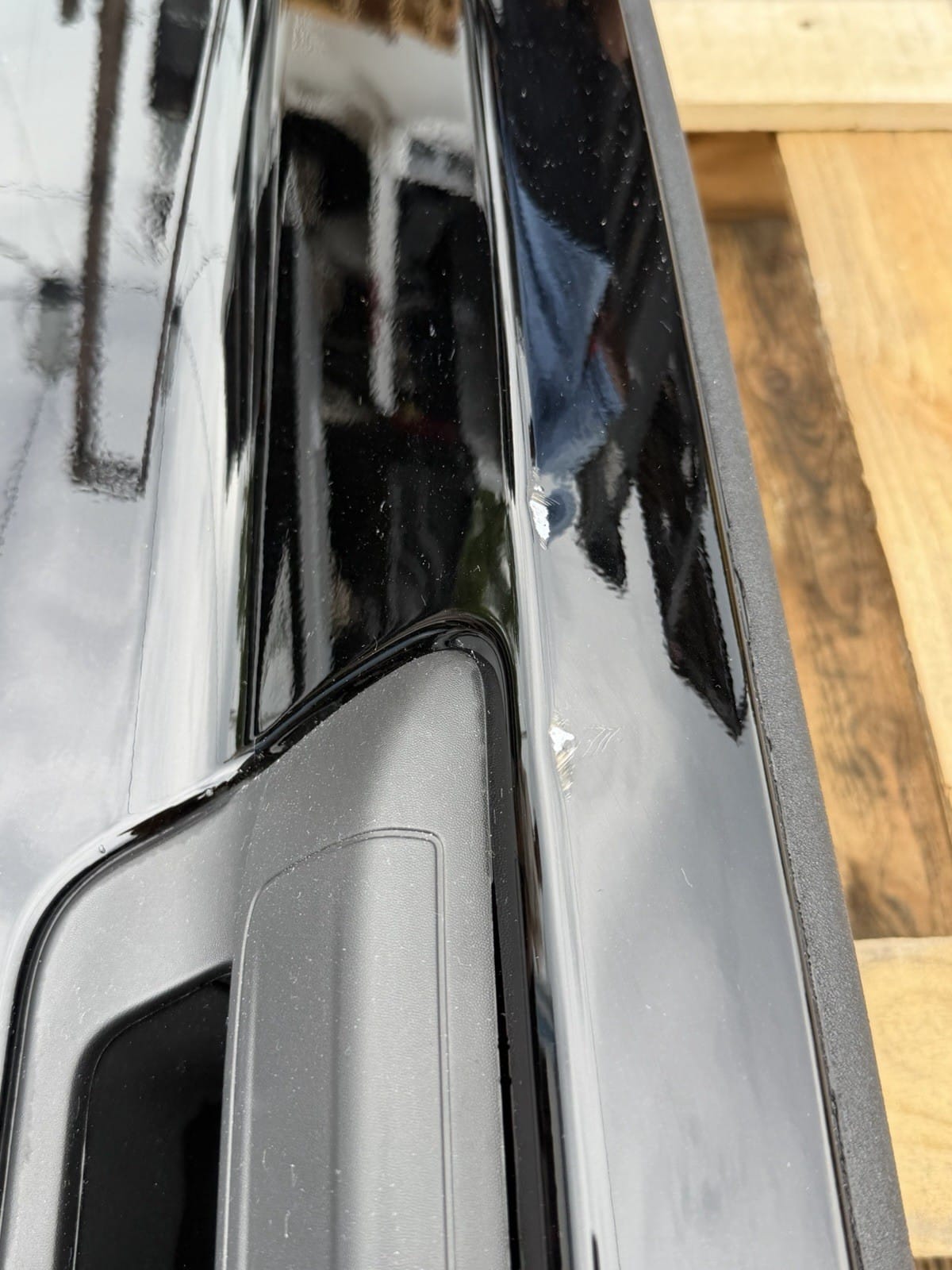 2019-2026 Ram 2500/3500 Diamond Black Tailgate