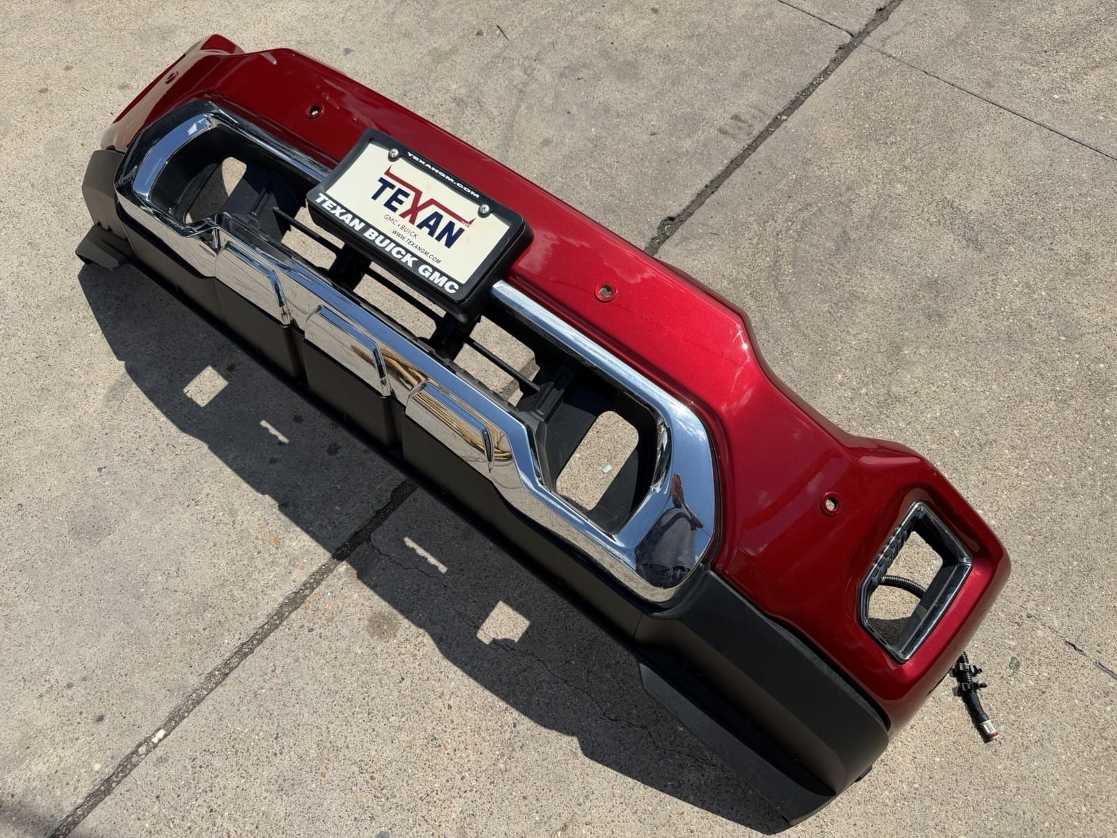 2020-2023 GMC 2500/3500 Front Bumper — OEM take-off
