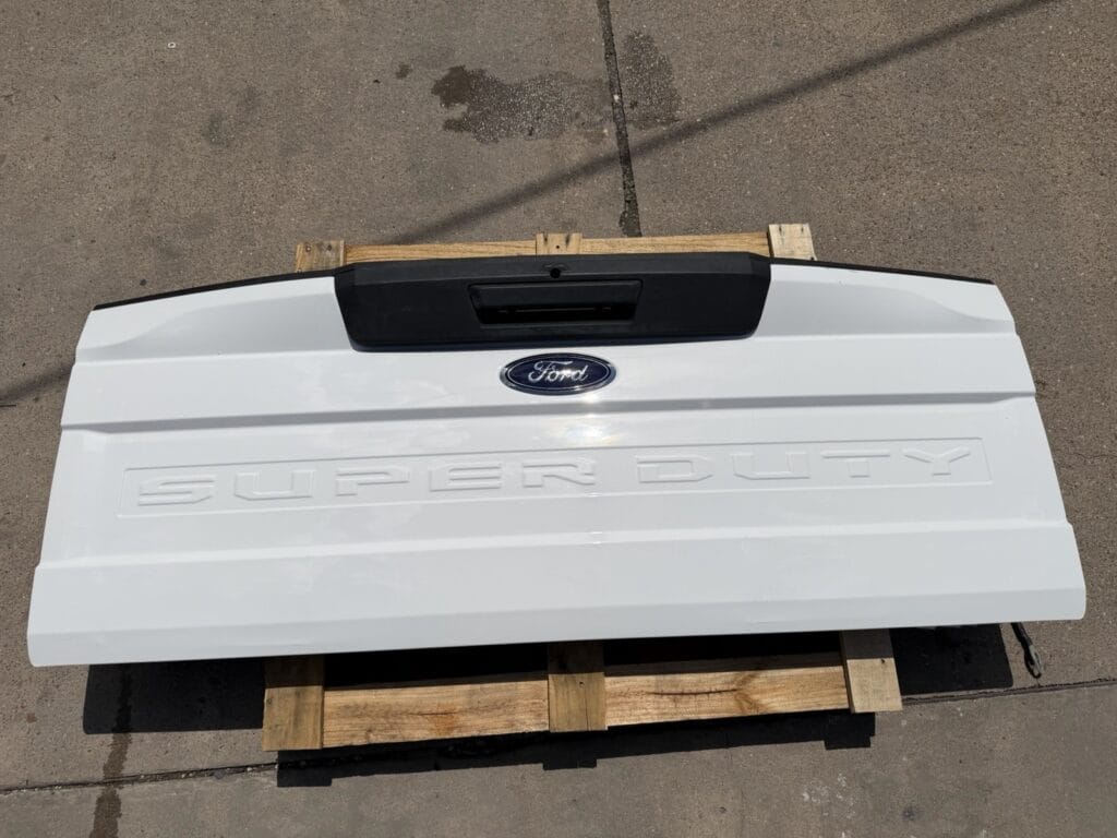 2020-2022 Ford F250/F350 Oxford White Tailgate