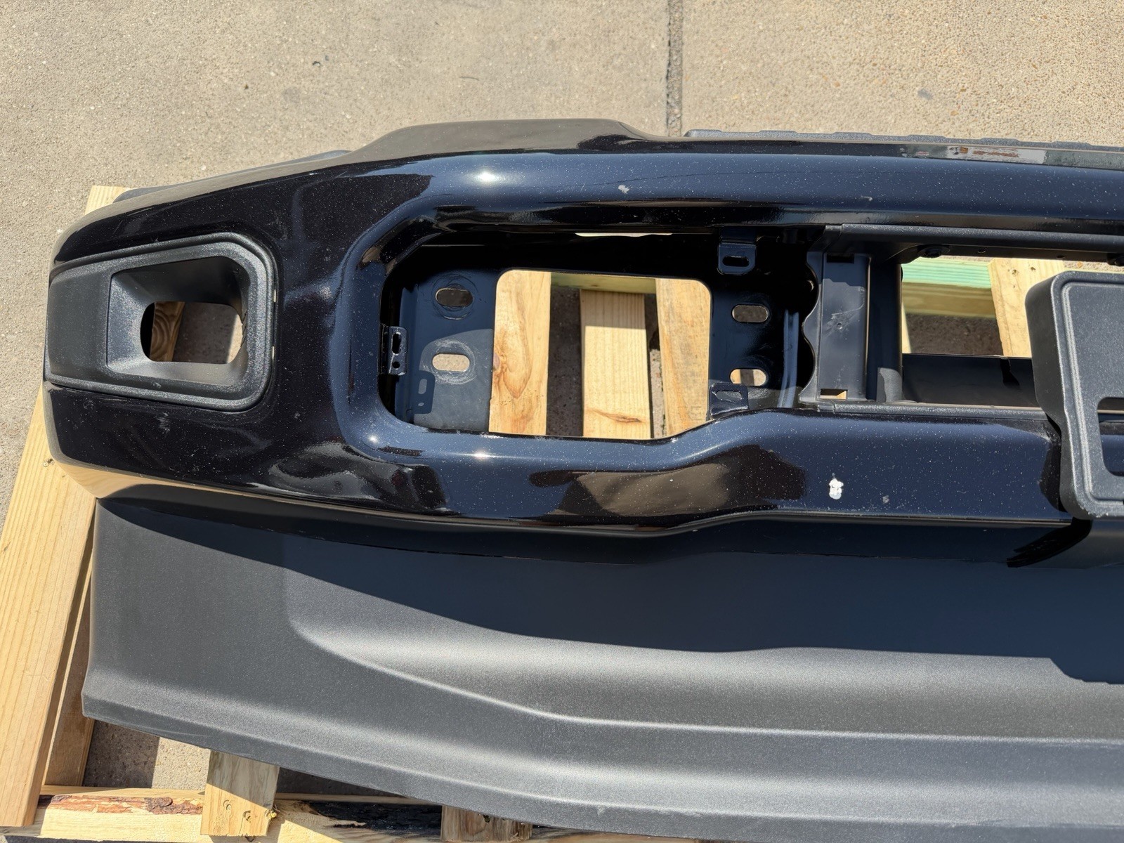 Ford F250/F350 Front Bumper at Texas Truck Parts