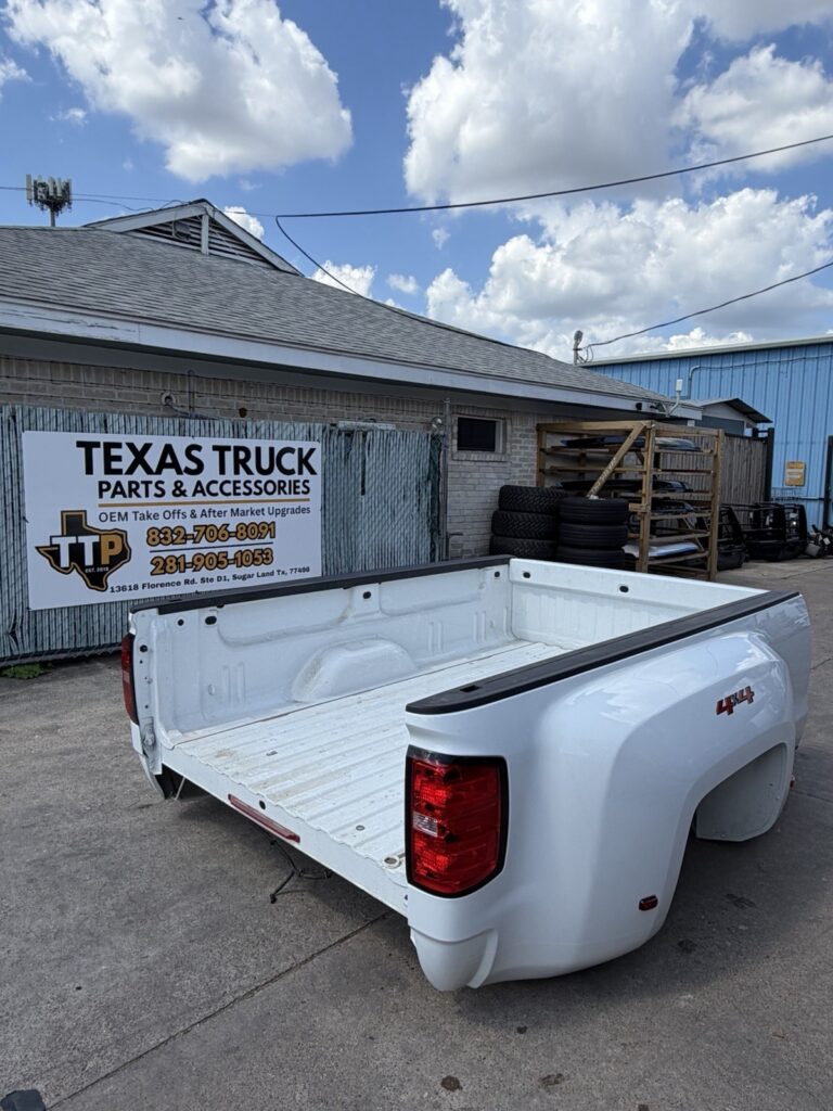 2015-2019 Chevy 3500 Summit White Truck Bed