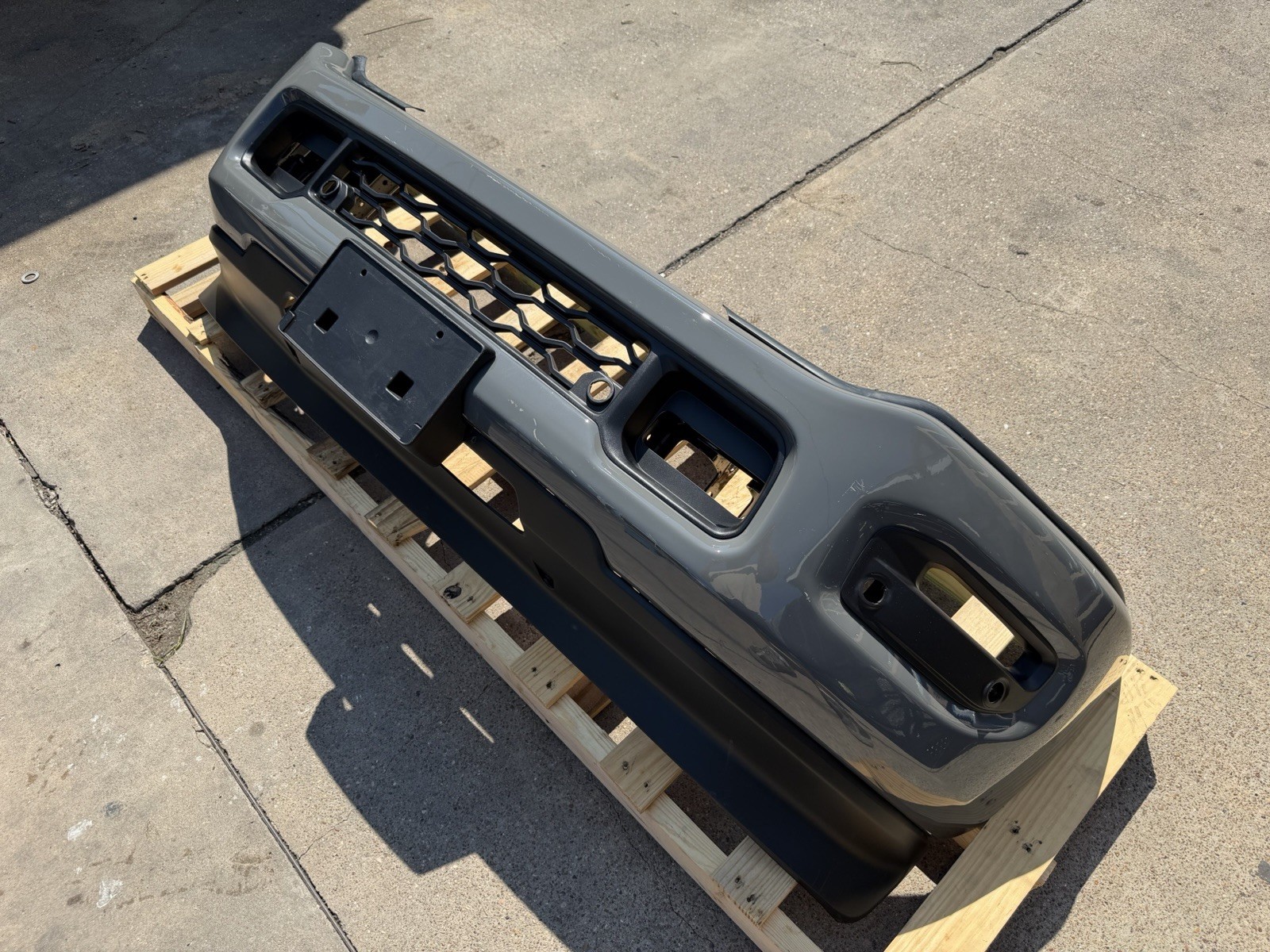 2019-2026 Ram 2500/3500 Front Bumper — OEM take-off