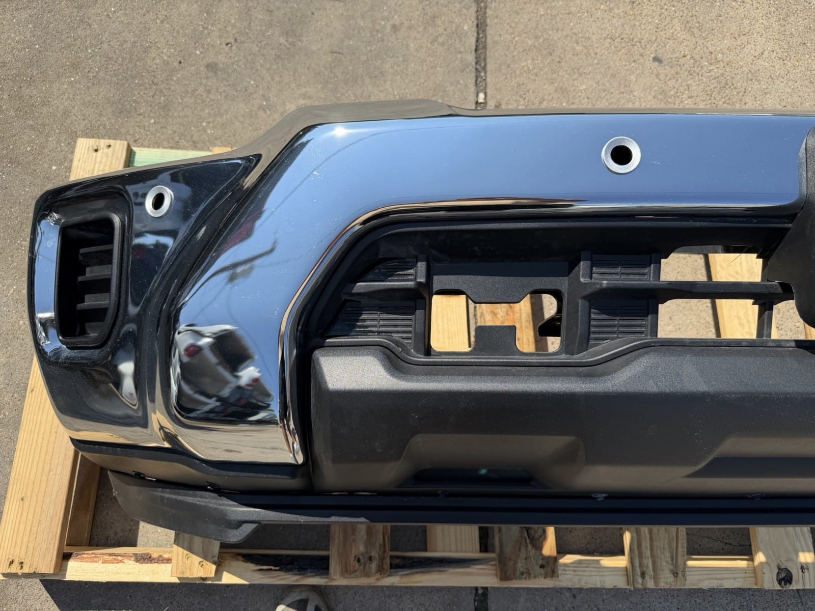 Chrome Chevy 2500/3500 Front Bumper