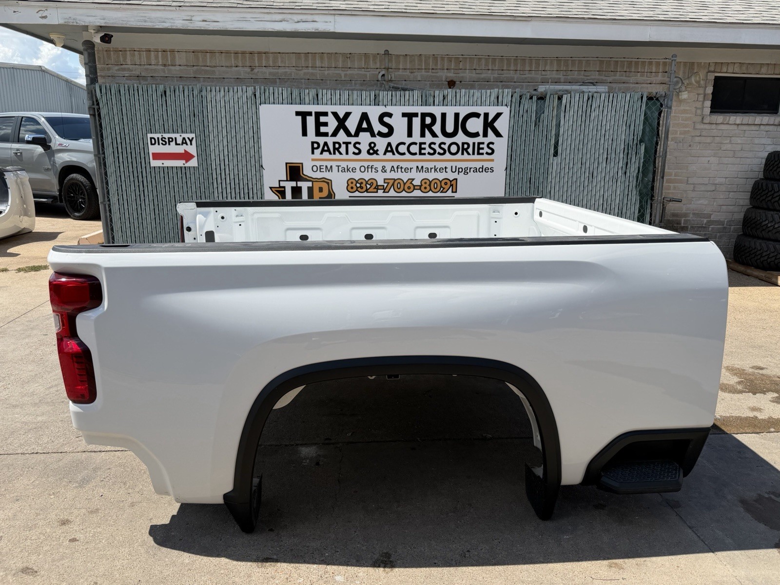2020-2026 Chevy 2500/3500 Truck Bed — OEM take-off
