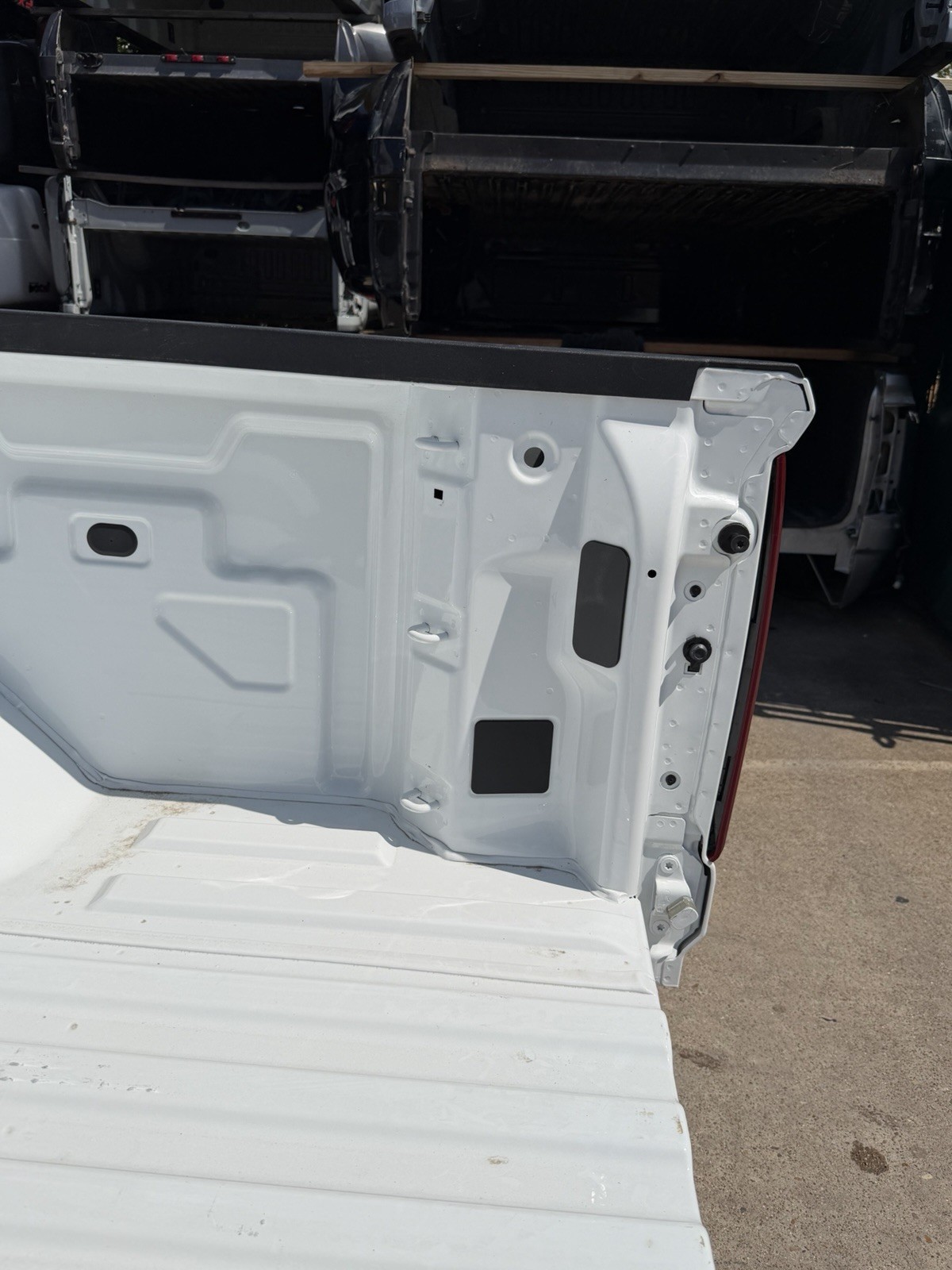 2020-2026 Chevy 2500/3500 Summit White Truck Bed