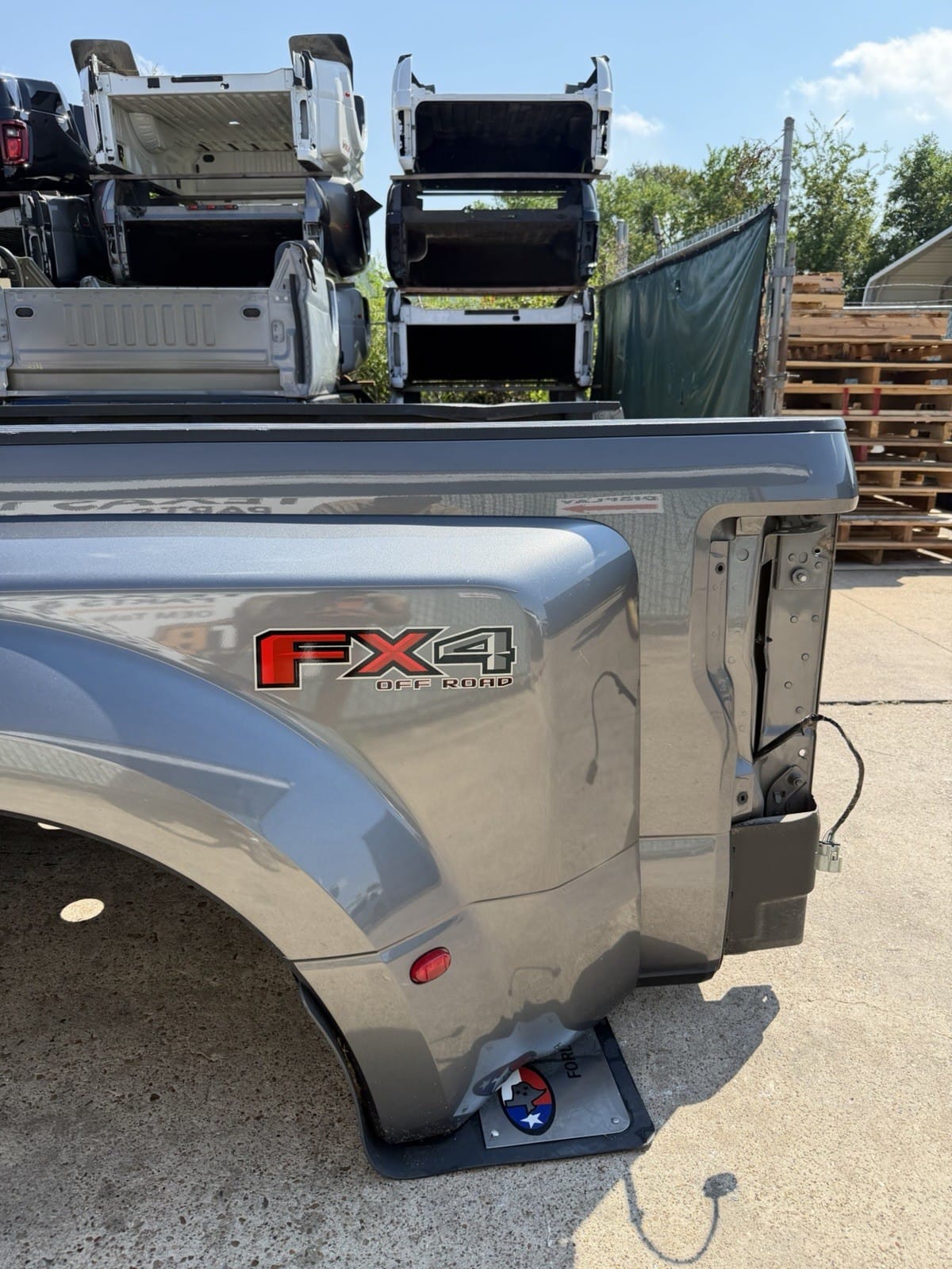 2017-2022 Ford F350/F450 Truck Bed — OEM take-off