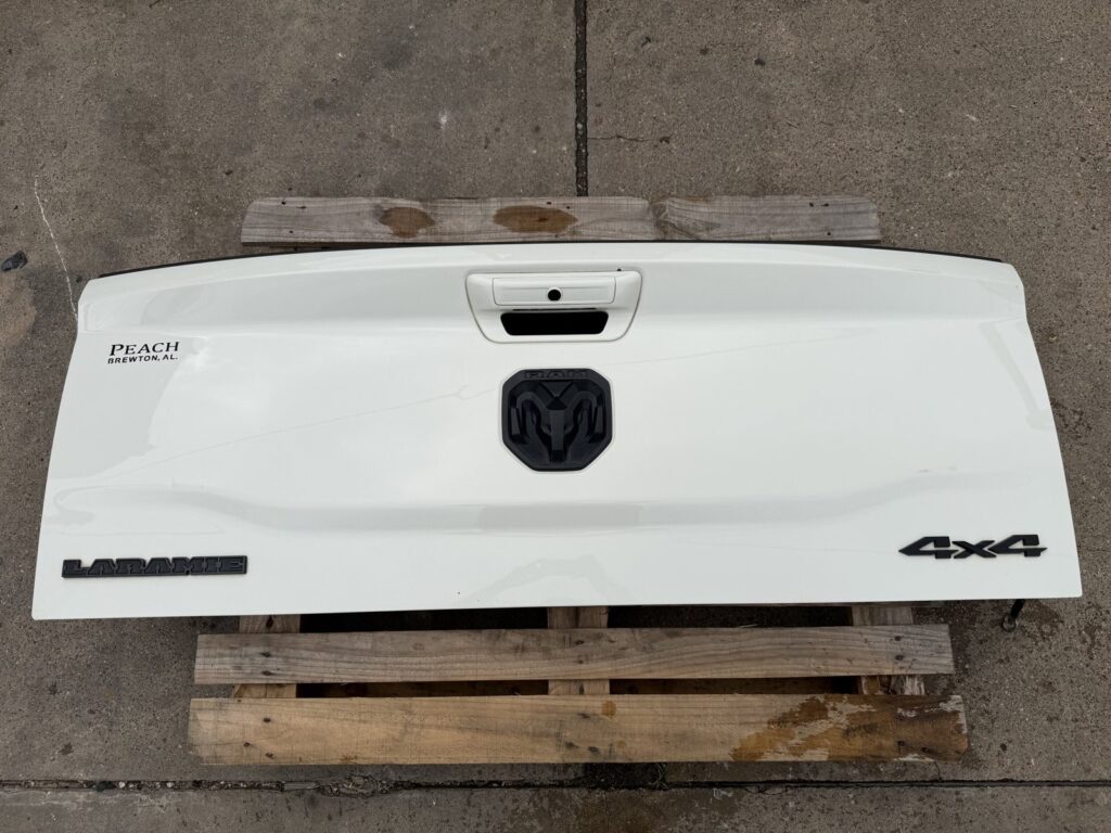 2019-2026 Ram 2500/3500 Pearl White Tailgate