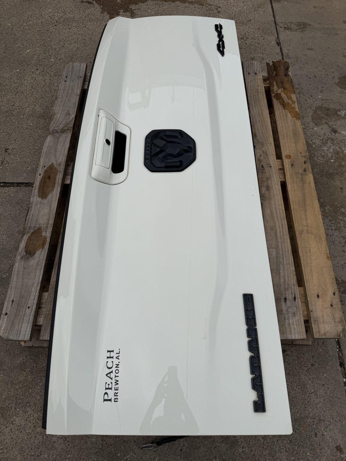 2019-2026 Ram 2500/3500 Tailgate — OEM take-off