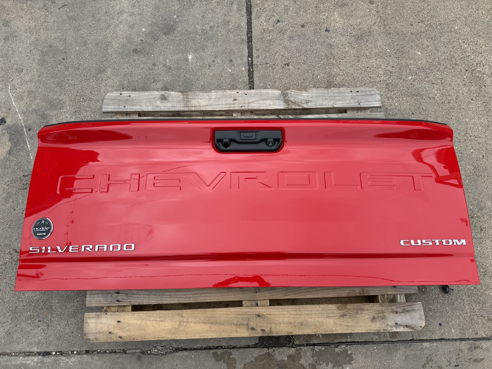 2020-2026 Chevy 2500/3500 Red Hot Tailgate