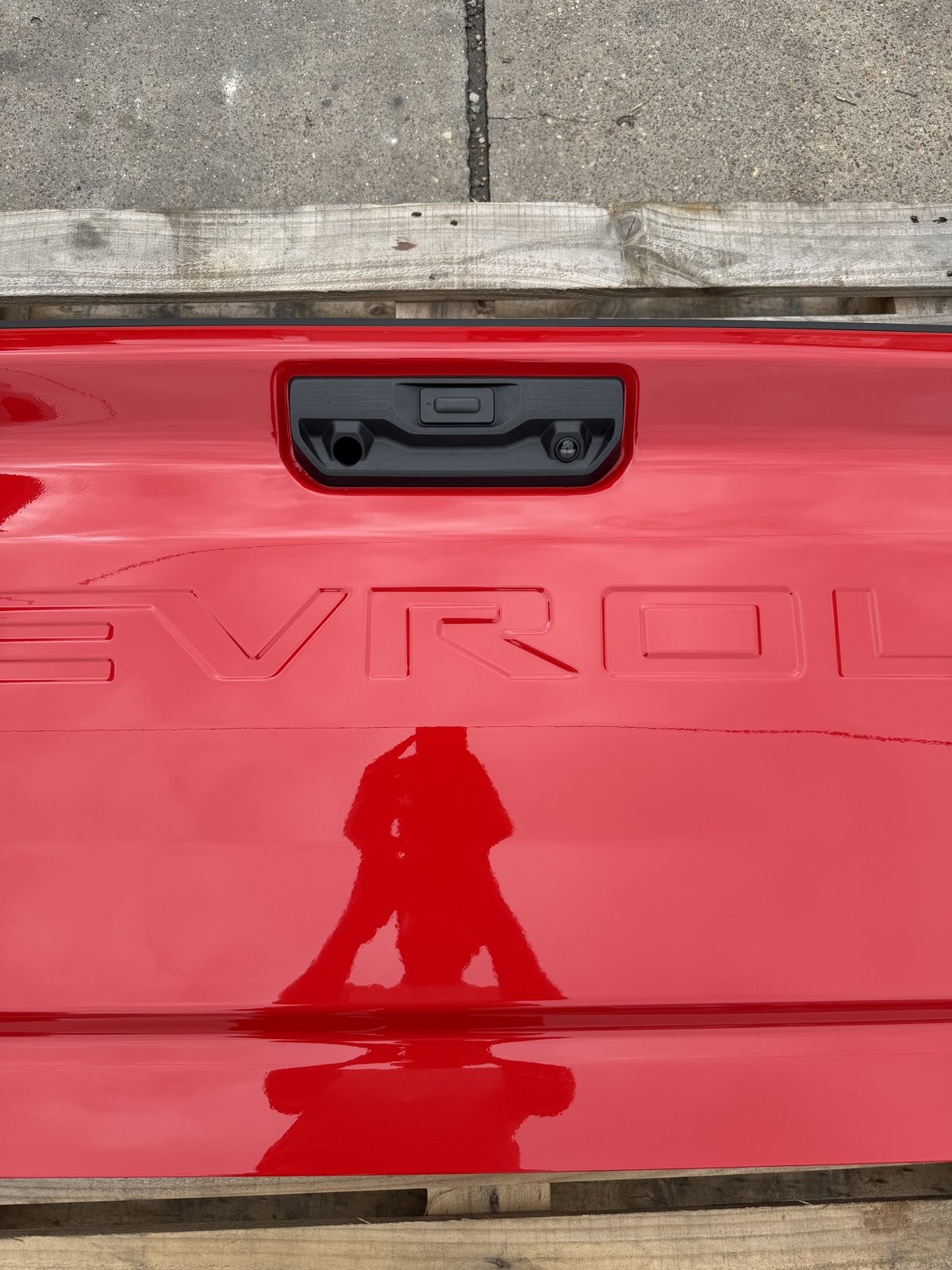Red Hot Chevy 2500/3500 Tailgate