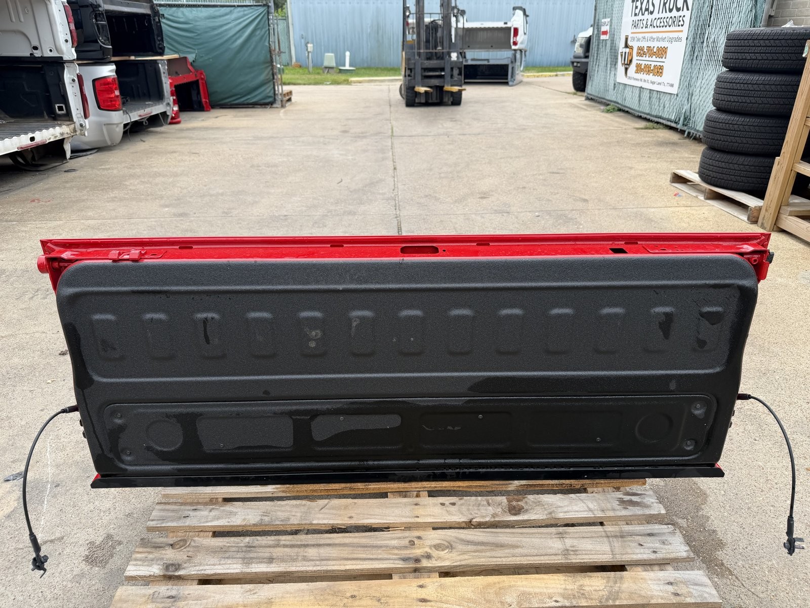 Chevy 2500/3500 Tailgate