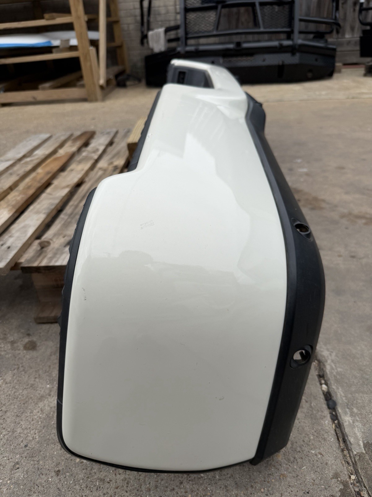 Pearl White Ram 2500/3500/4500 Rear Bumper