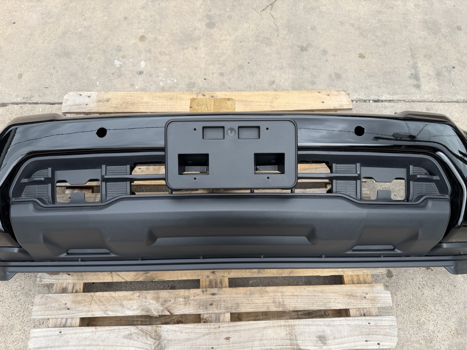 2024-2026 Chevy 2500/3500 Black Front Bumper