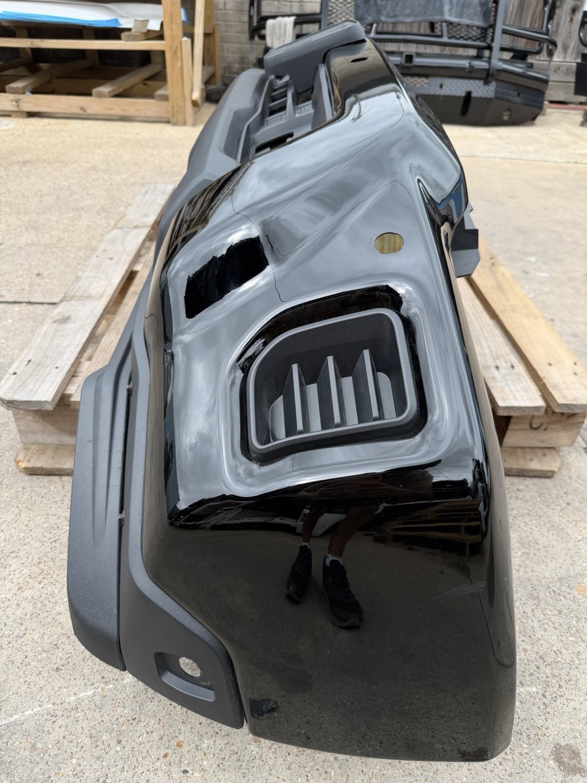 Black Chevy 2500/3500 Front Bumper